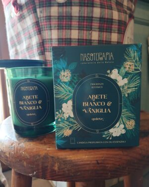 candela profumata con oli essenziali abete bianco e vaniglia 180 gr.